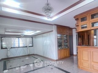 For sale 3 bedrooms house in Sai Mai, Bangkok