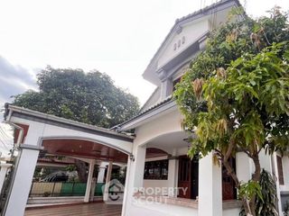 For sale 3 bedrooms house in Sai Mai, Bangkok