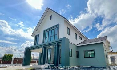 For sale 4 bedrooms house in Sai Mai, Bangkok