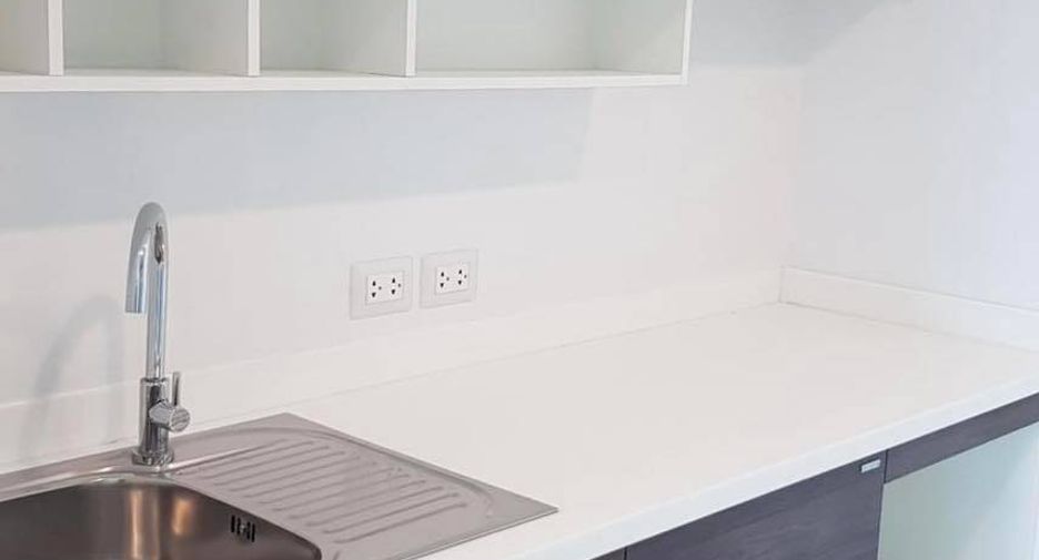 For sale 2 bedrooms condo in Yan Nawa, Bangkok
