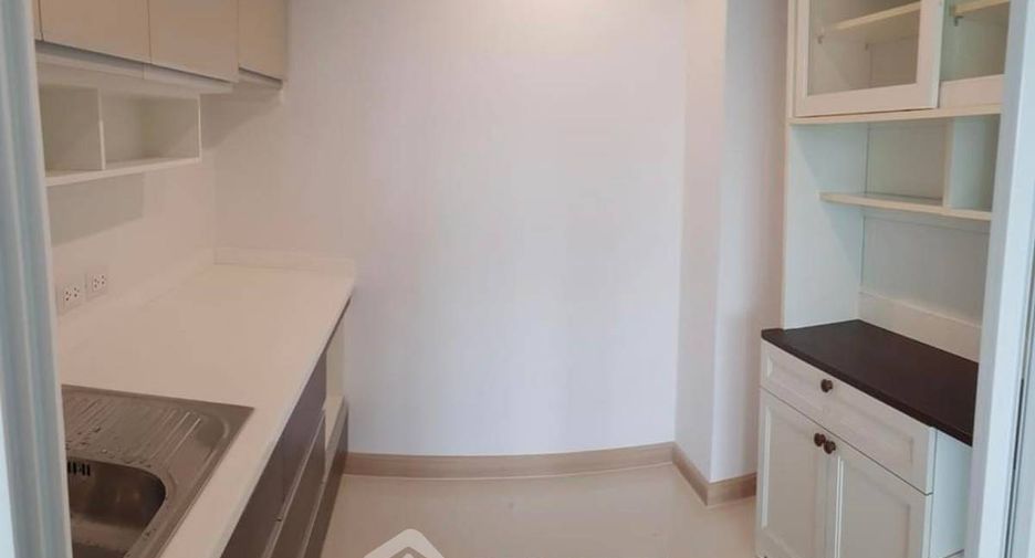 For sale 2 bedrooms condo in Yan Nawa, Bangkok