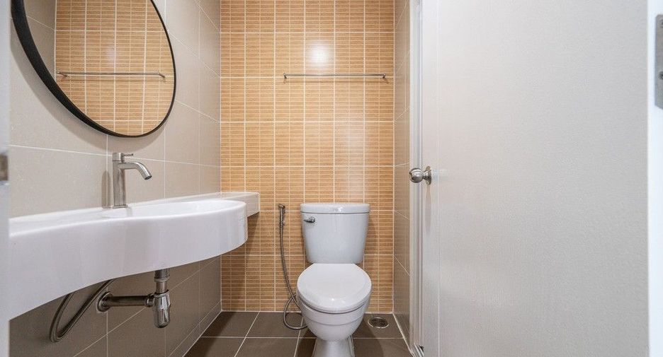 For sale studio condo in Bang Sue, Bangkok