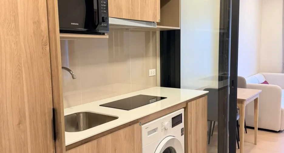 For rent 1 Beds condo in Huai Khwang, Bangkok