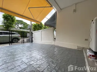 For sale and for rent 3 bedrooms townhouse in Suan Luang, Bangkok