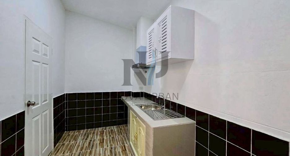 For rent 2 bedrooms house in Bang Lamung, Chonburi