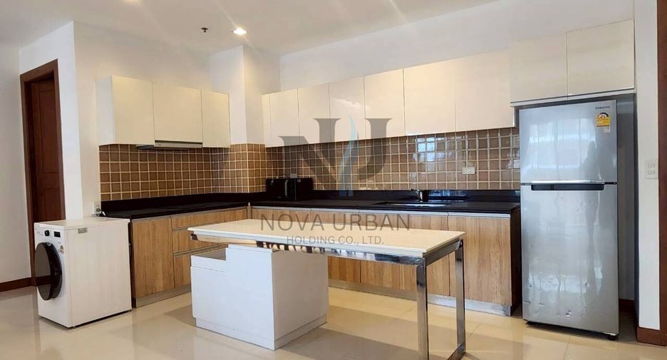 For rent 2 bedrooms condo in Bang Lamung, Chonburi