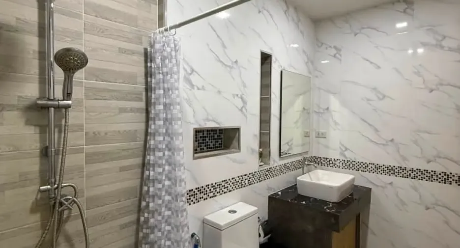 For rent 2 bedrooms house in Bang Lamung, Chonburi