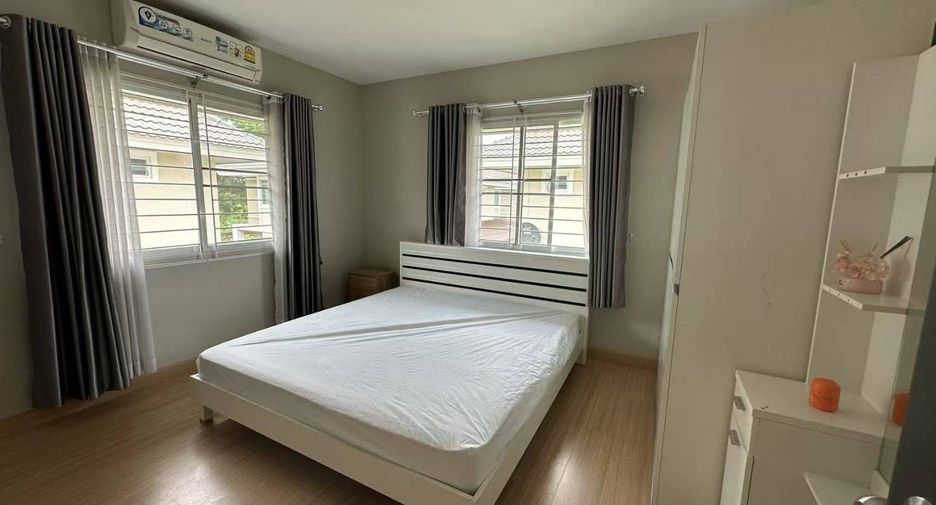 For sale and for rent 3 bedrooms house in Saraphi, Chiang Mai