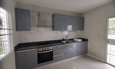 For sale and for rent 3 bedrooms house in Saraphi, Chiang Mai