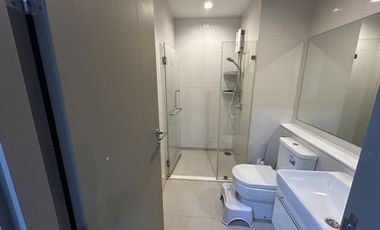 Wohnung zum Kauf mit 1 Zimmer in Huai Khwang, Bangkok
