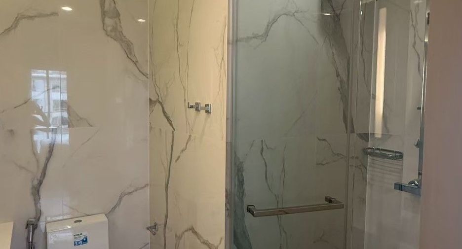 Wohnung zum Kauf mit 2 Zimmer in Pathum Wan, Bangkok