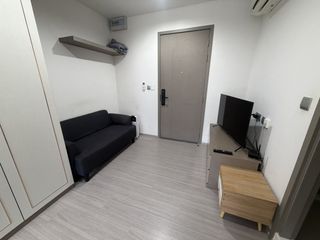 À louer studio condo à Huai Khwang, Bangkok
