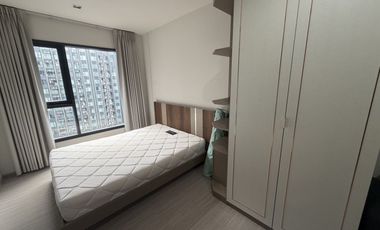 Wohnung zur Miete mit Studio in Huai Khwang, Bangkok