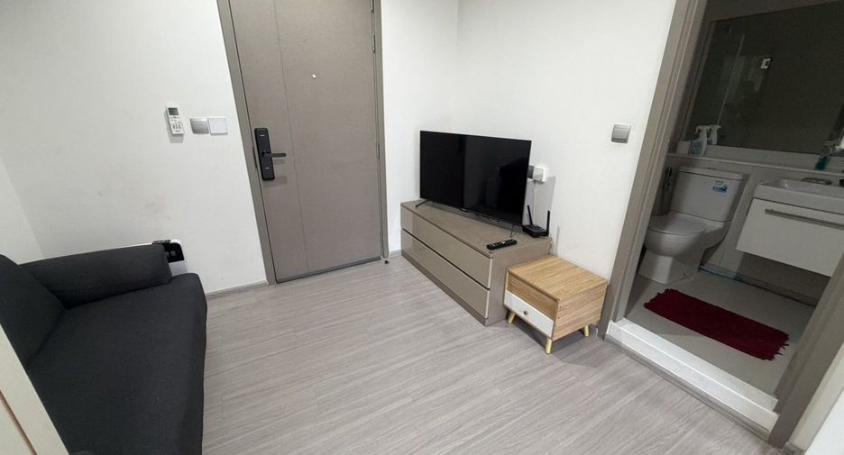 Wohnung zur Miete mit Studio in Huai Khwang, Bangkok