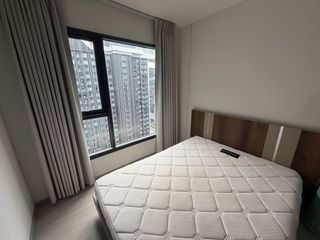 À louer studio condo à Huai Khwang, Bangkok
