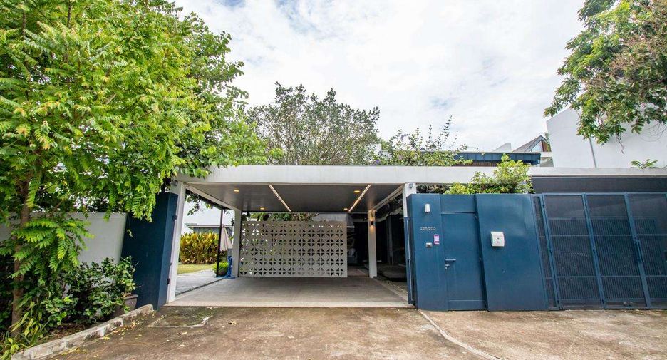 For sale 3 bedrooms house in Mueang Chiang Mai, Chiang Mai