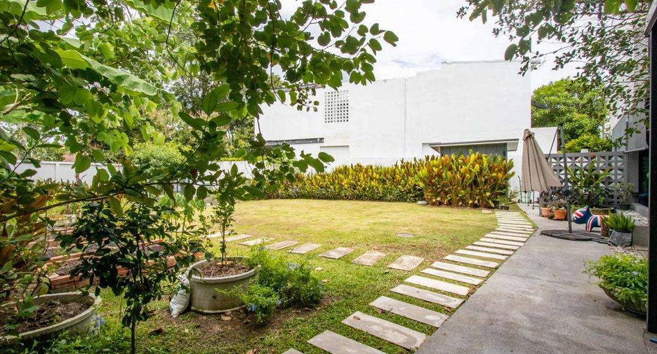 For sale 3 bedrooms house in Mueang Chiang Mai, Chiang Mai