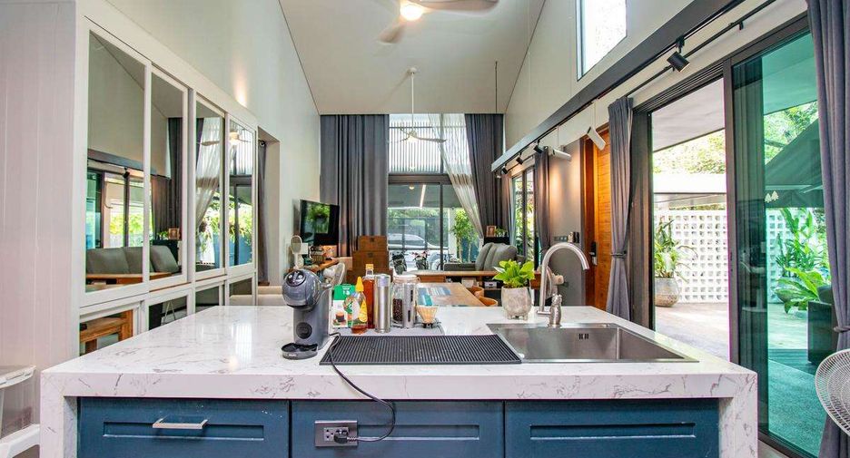 For sale 3 bedrooms house in Mueang Chiang Mai, Chiang Mai