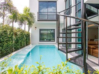 For rent 4 bedrooms house in Saraphi, Chiang Mai