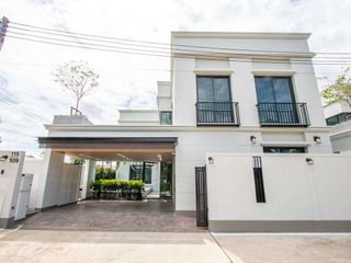 For rent 4 bedrooms house in Saraphi, Chiang Mai