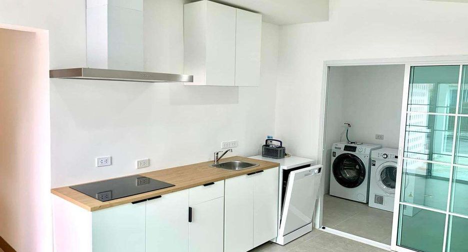 For rent 3 bedrooms house in Mueang Chiang Mai, Chiang Mai