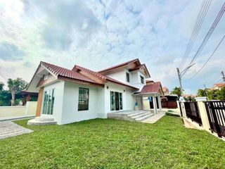For rent 3 bedrooms house in Mueang Chiang Mai, Chiang Mai