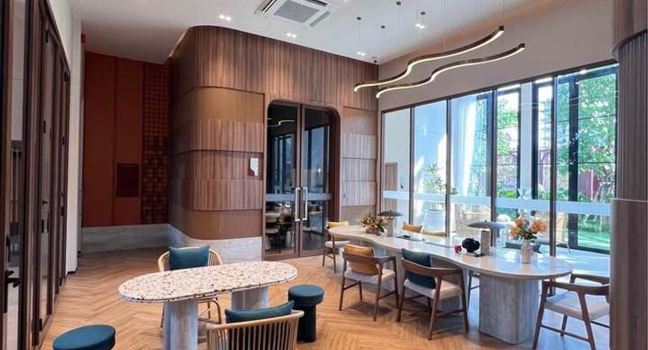 For rent 2 bedrooms condo in Mueang Phuket, Phuket