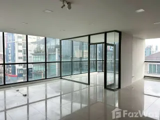 For rent 1 bed office in Yan Nawa, Bangkok