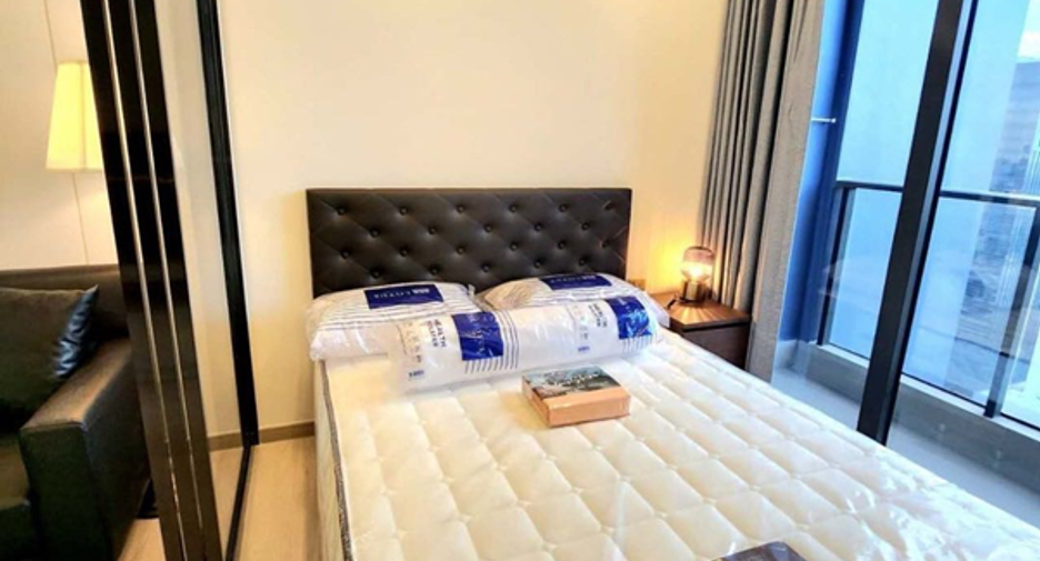 For sale 1 bed condo in Huai Khwang, Bangkok