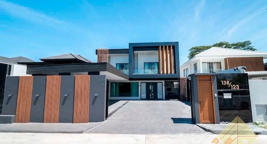 For rent 5 bedrooms house in Jomtien, Pattaya