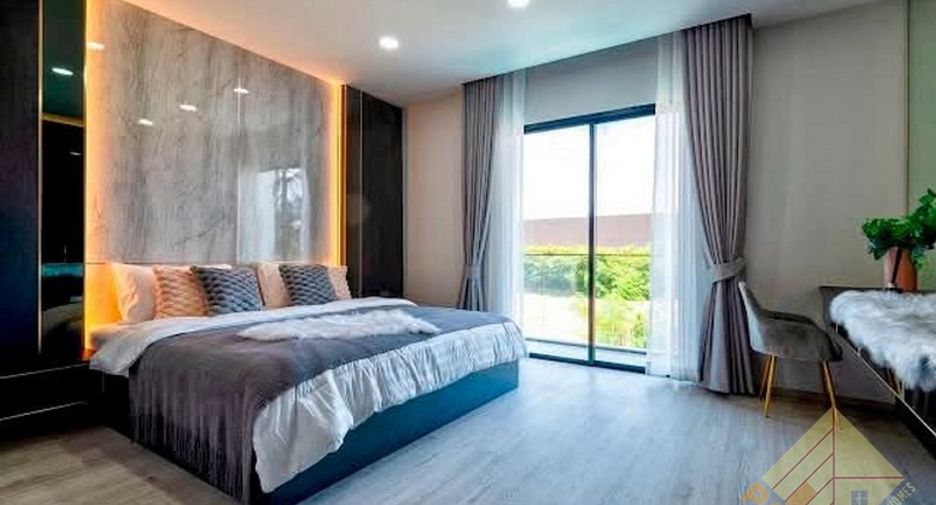For rent 5 bedrooms house in Jomtien, Pattaya