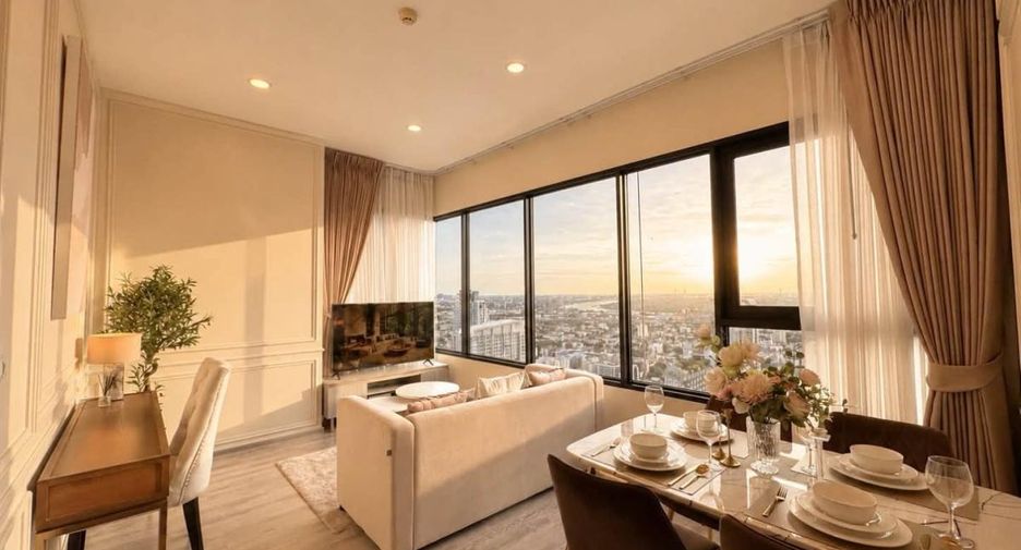 For rent 2 bedrooms condo in Watthana, Bangkok