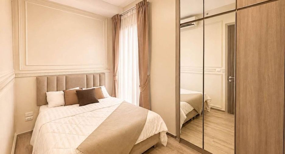For rent 2 bedrooms condo in Watthana, Bangkok
