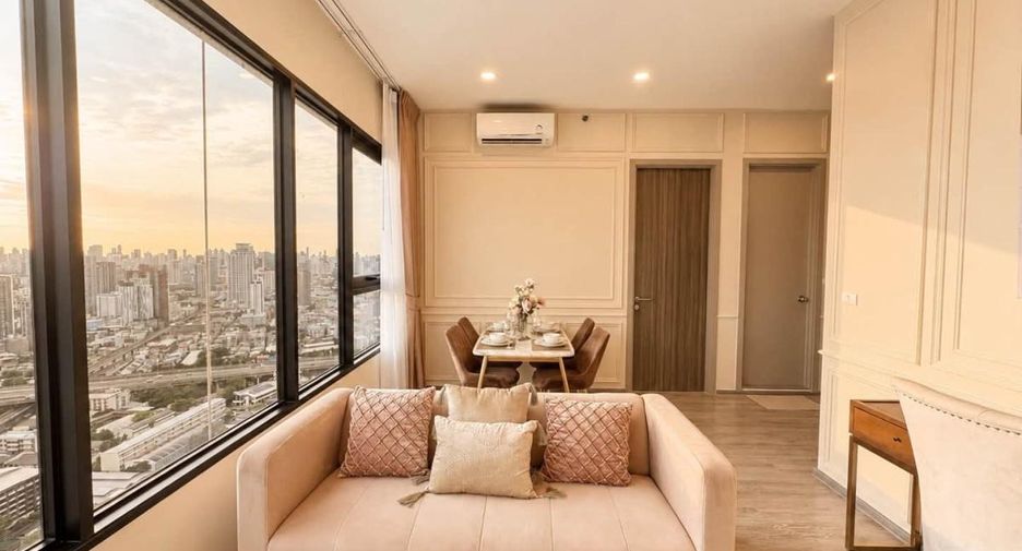 For rent 2 bedrooms condo in Watthana, Bangkok