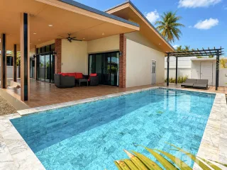For sale 2 ベッドルーム villa in Hua Hin, Prachuap Khiri Khan