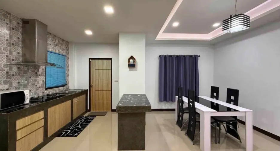 For rent 2 bedrooms house in Bang Lamung, Chonburi