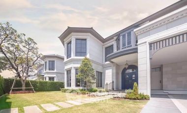 For rent and for sale 4 bedrooms house in Bang Kapi, Bangkok