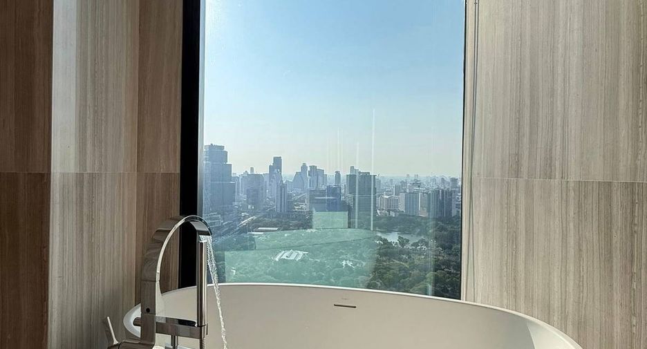 For rent and for sale 7 bedrooms condo in Sathon, Bangkok