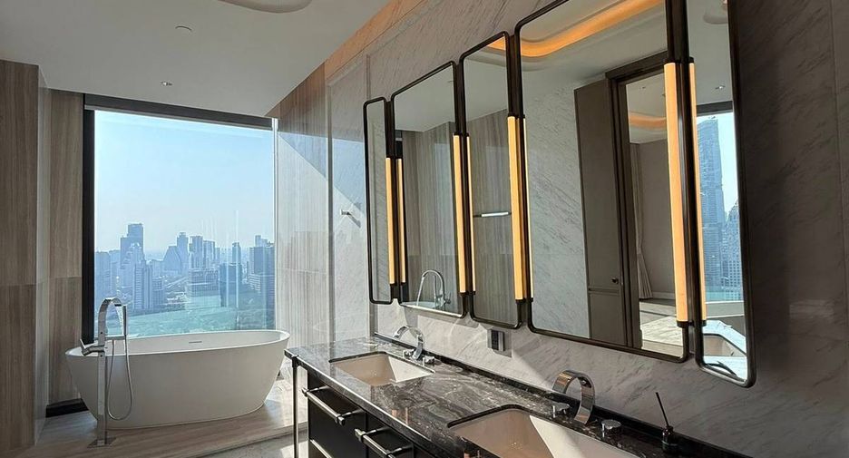 For rent and for sale 7 bedrooms condo in Sathon, Bangkok