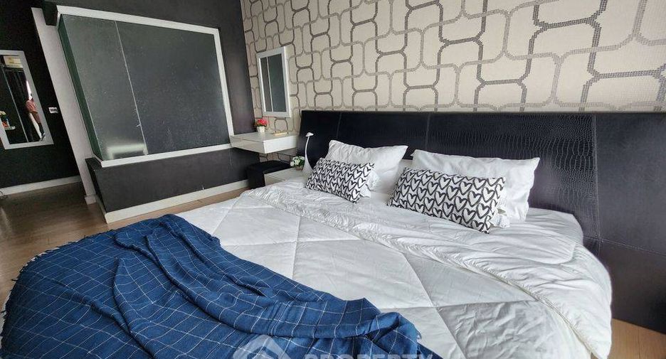 For rent 1 bed condo in Sathon, Bangkok