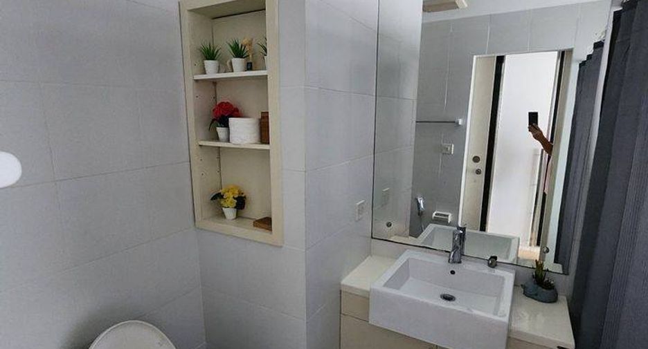 For rent 1 bed condo in Sathon, Bangkok