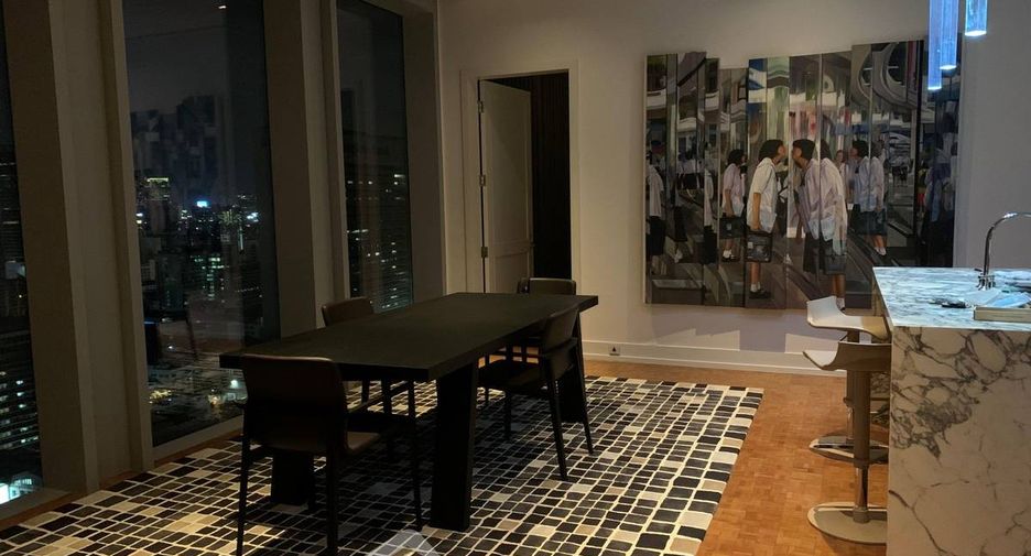 For rent 2 bedrooms condo in Sathon, Bangkok