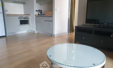 For rent 1 bed condo in Bang Rak, Bangkok