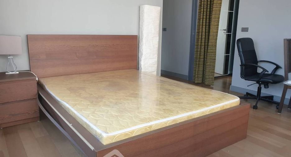 For rent 1 bed condo in Bang Rak, Bangkok