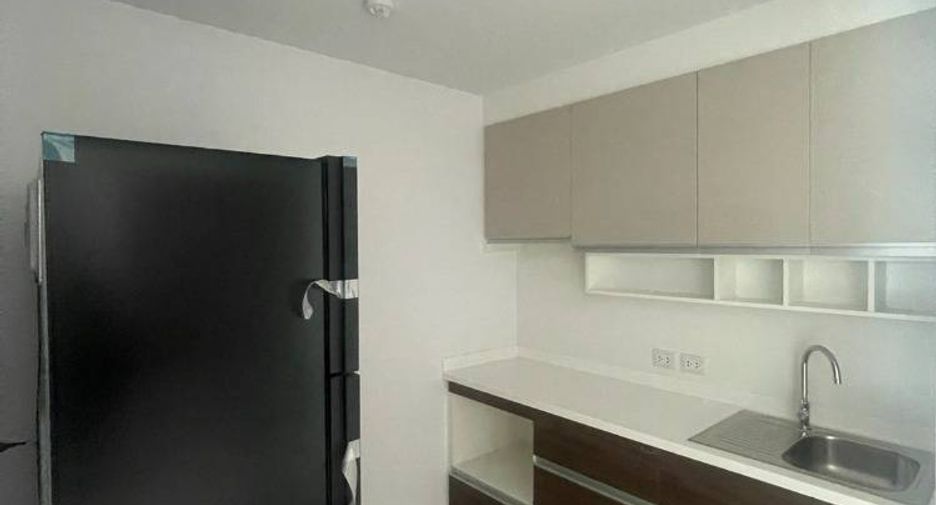 For rent 2 bedrooms condo in Yan Nawa, Bangkok