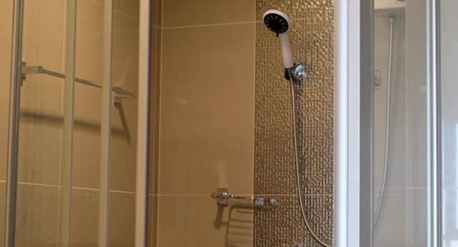 For rent 2 bedrooms condo in Phaya Thai, Bangkok