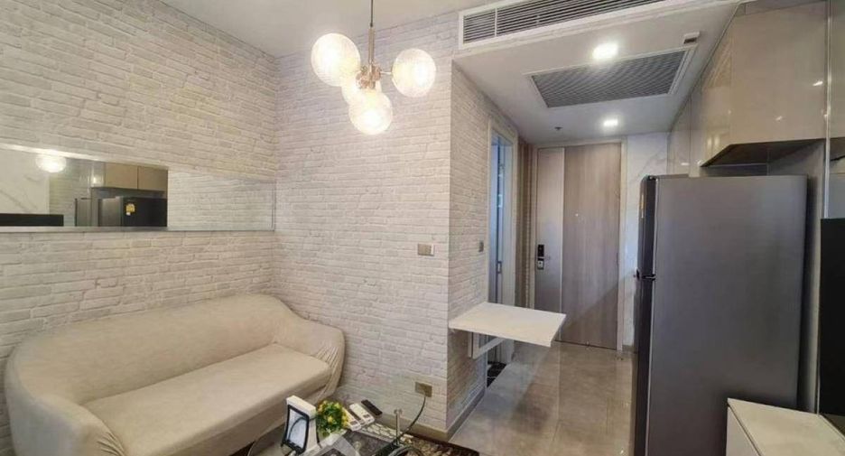 For rent 1 bed condo in Huai Khwang, Bangkok