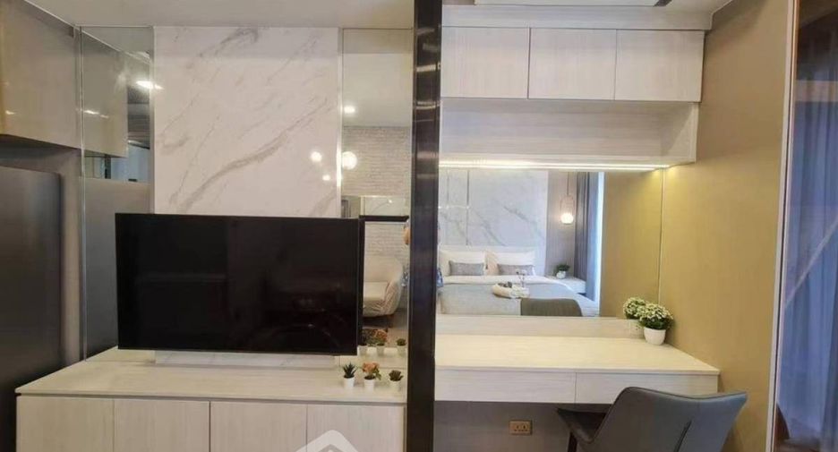 For rent 1 bed condo in Huai Khwang, Bangkok