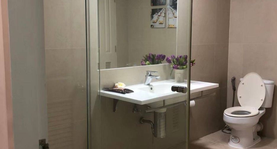 For rent 1 bed condo in Sathon, Bangkok