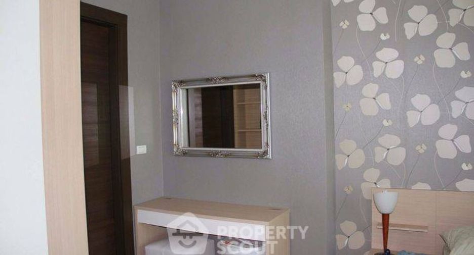 For rent 1 bed condo in Huai Khwang, Bangkok